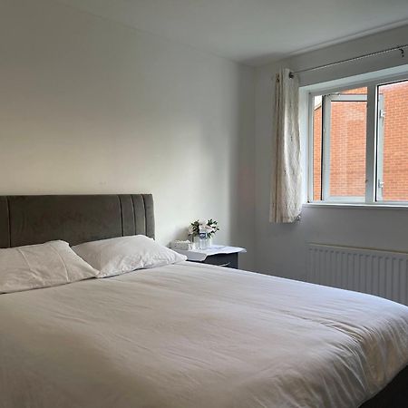 Homestays-Close To Coventry City And University I Free Parking I Wi-Fi Экстерьер фото