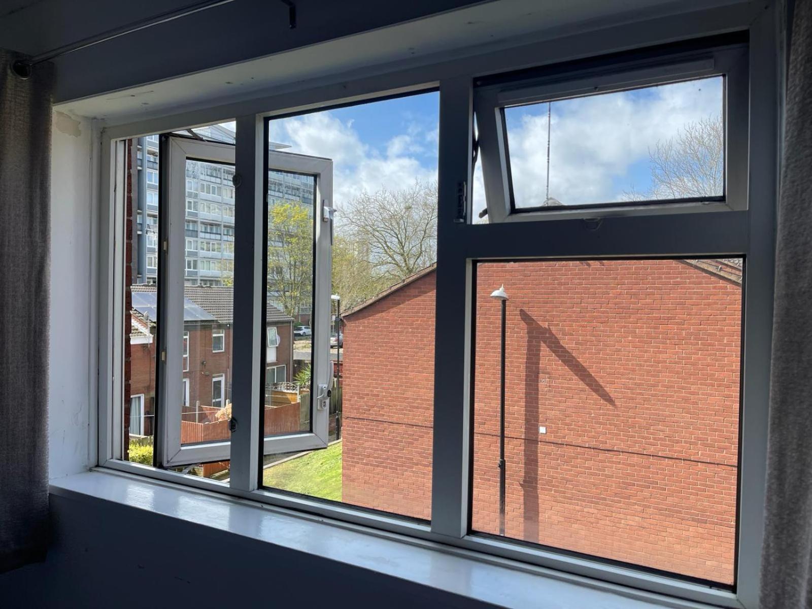 Homestays-Close To Coventry City And University I Free Parking I Wi-Fi Экстерьер фото