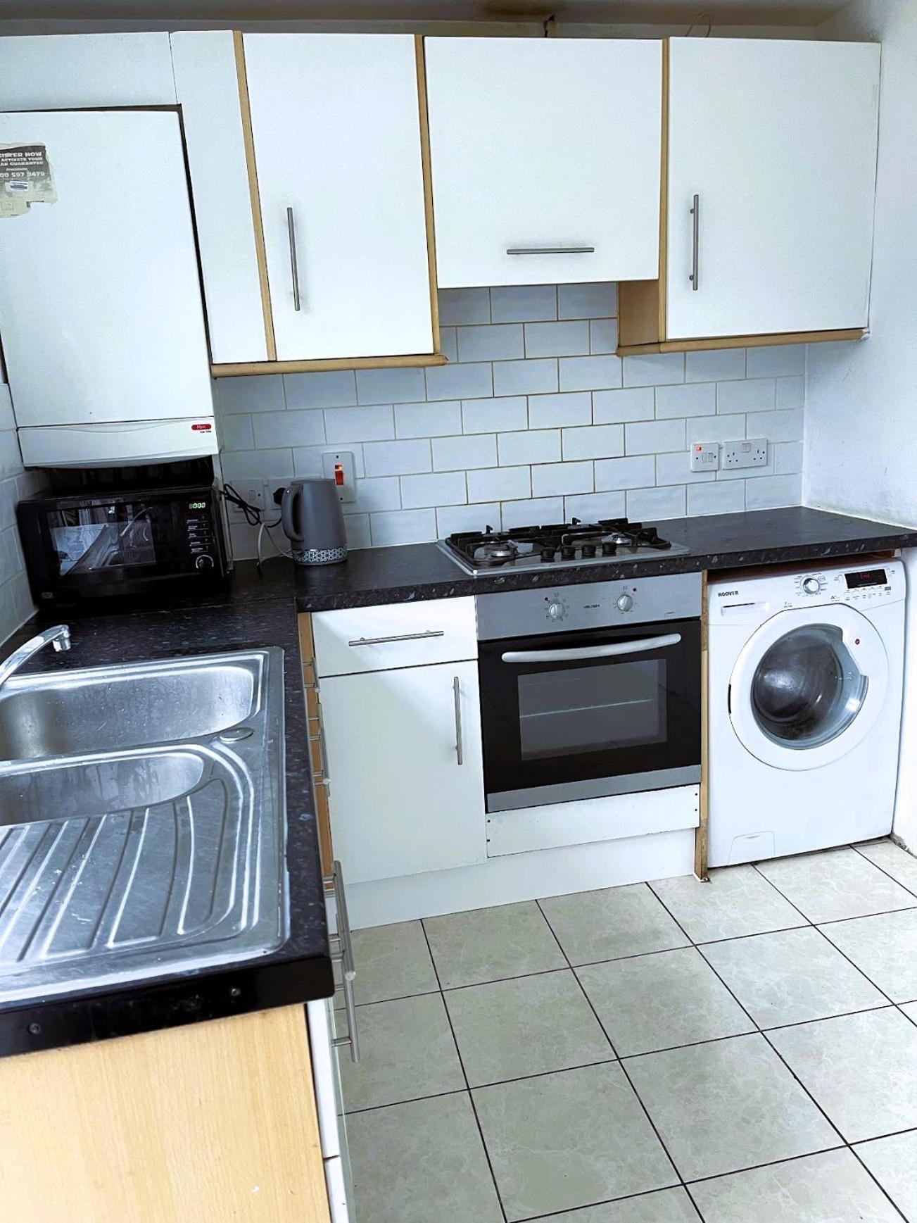 Homestays-Close To Coventry City And University I Free Parking I Wi-Fi Экстерьер фото