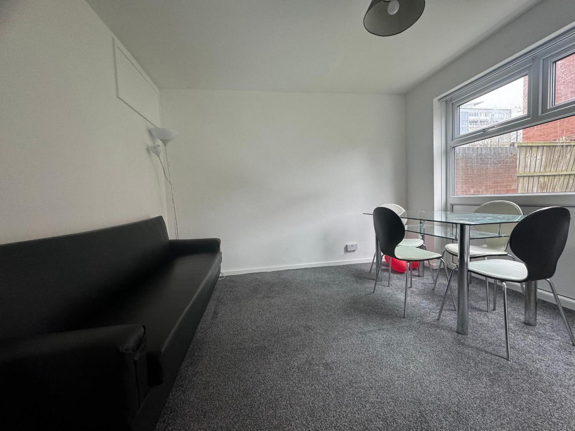 Homestays-Close To Coventry City And University I Free Parking I Wi-Fi Экстерьер фото