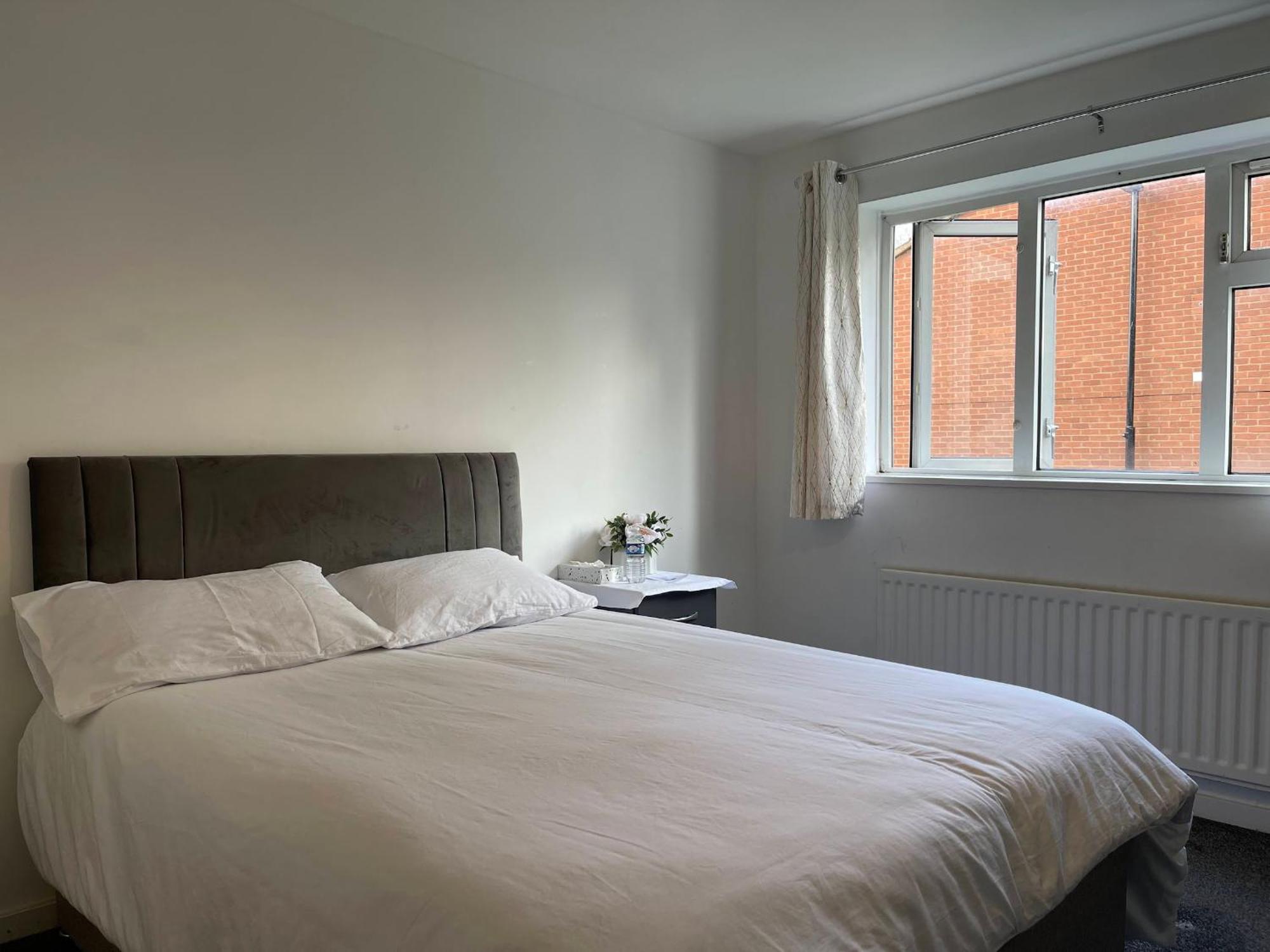 Homestays-Close To Coventry City And University I Free Parking I Wi-Fi Экстерьер фото